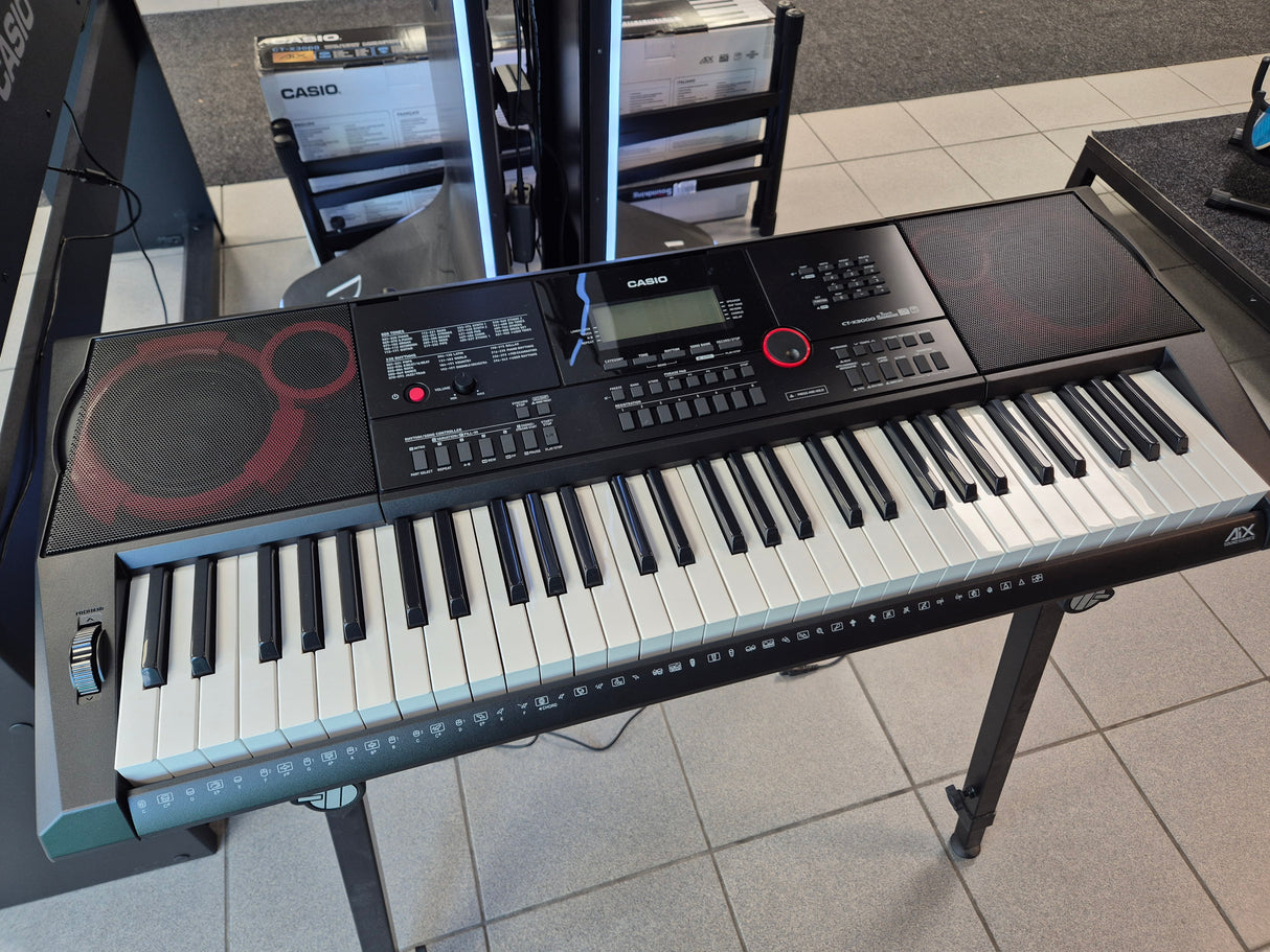 Casio CTX3000 keyboard+jalat MYYNTITILI