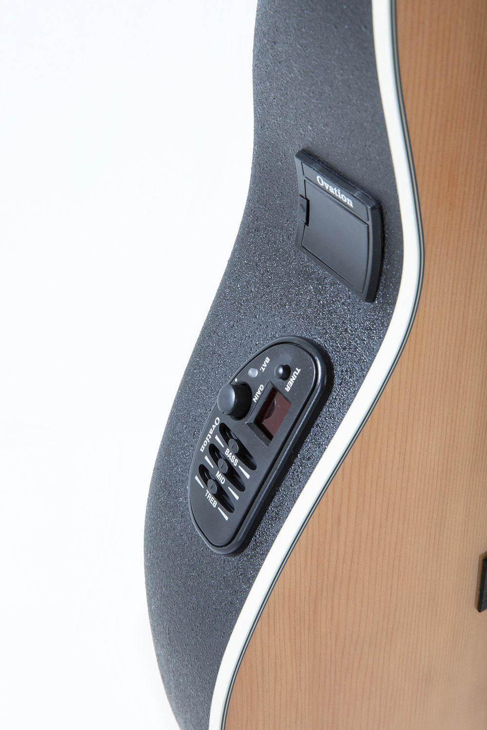 Celebrity Traditional CS24C Mid Cutaway Nylon Natural