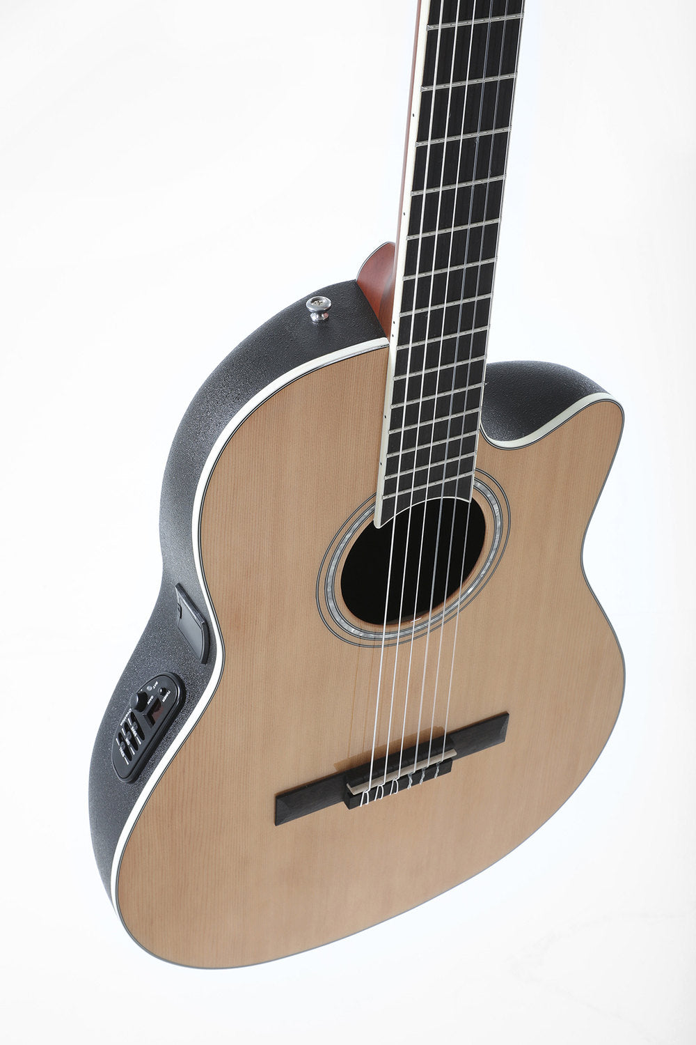 Celebrity Traditional CS24C Mid Cutaway Nylon Natural