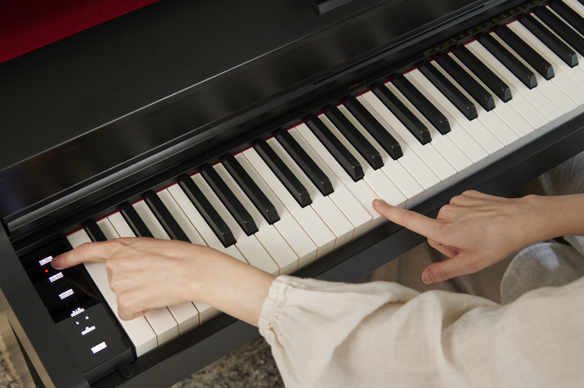 AP-300BK digitaalipiano, musta