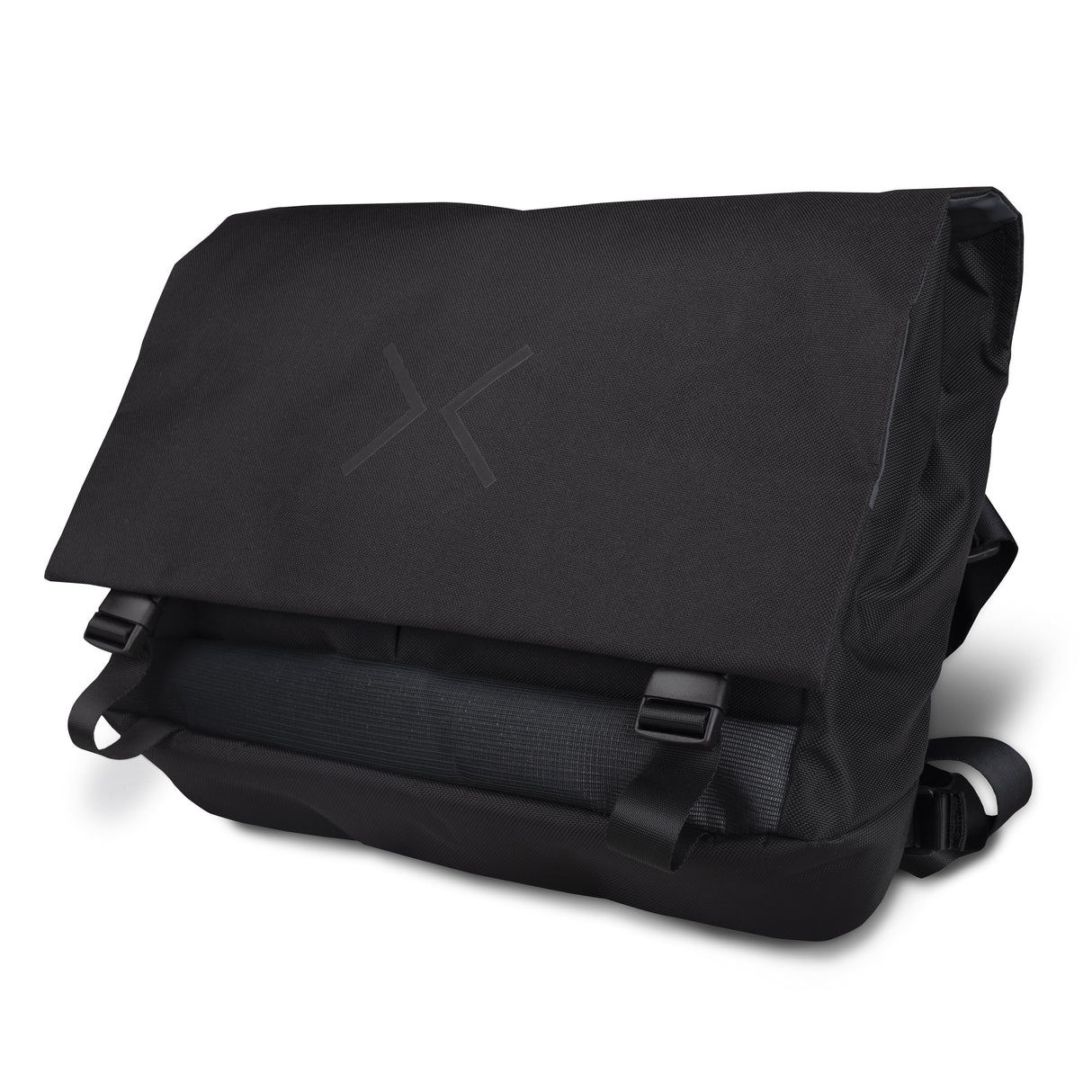 hx_messenger_bag_3qtr_front.jpg
