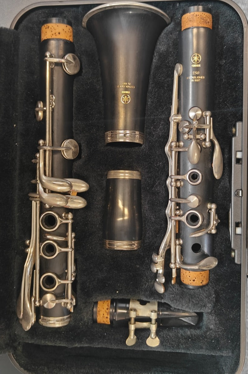 Yamaha YCL250 KLARINETTI (MYYNTITILI)