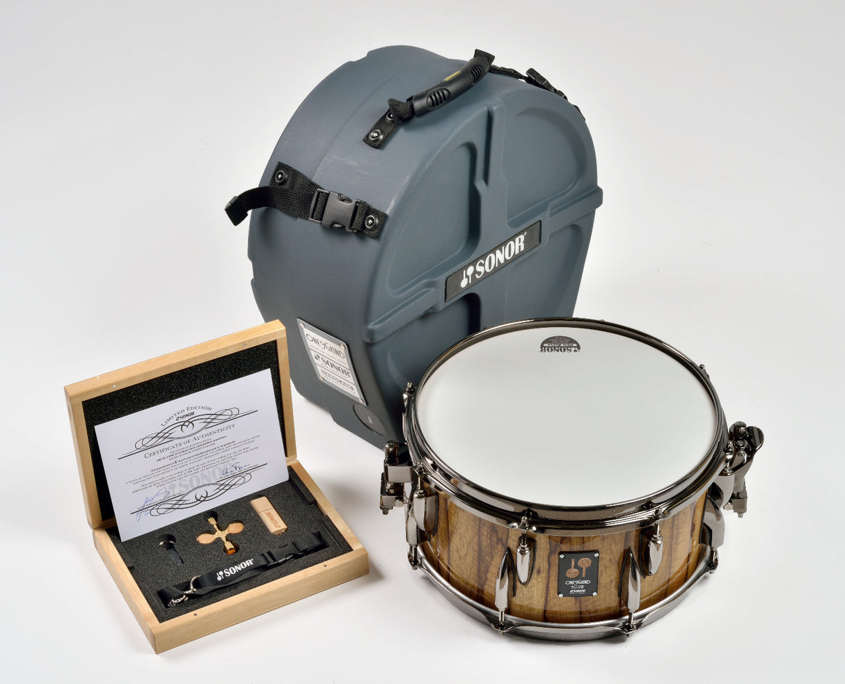 13"x 6,5" Black Limba One of a kind