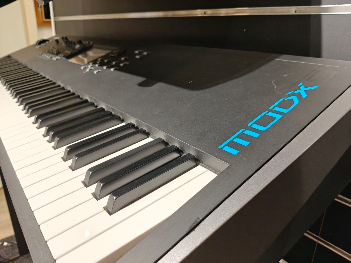 Yamaha MODX8 (Myyntitili)