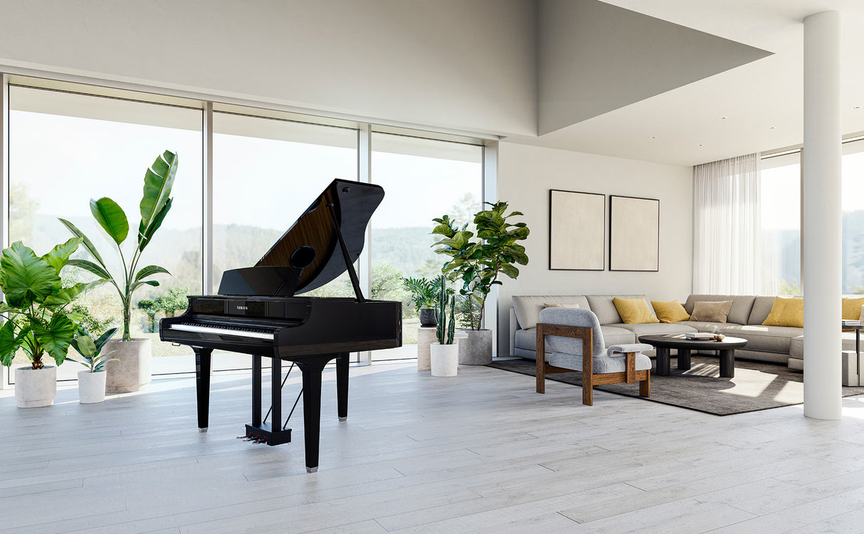 CLP895GP Clavinova Digitaaliflyygeli, musta kiiltävä