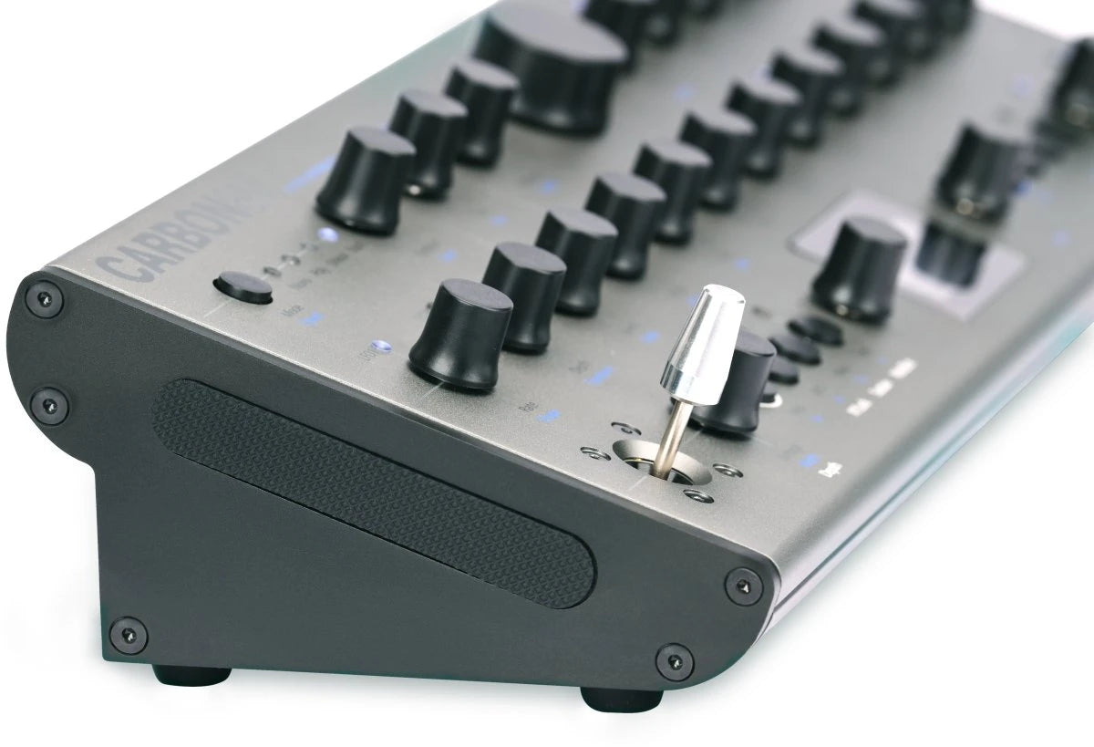 Modal Electronics Carbon8M