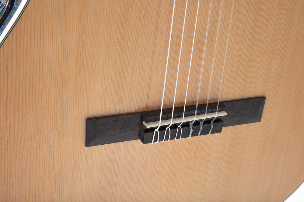 Celebrity Traditional CS24C Mid Cutaway Nylon Natural