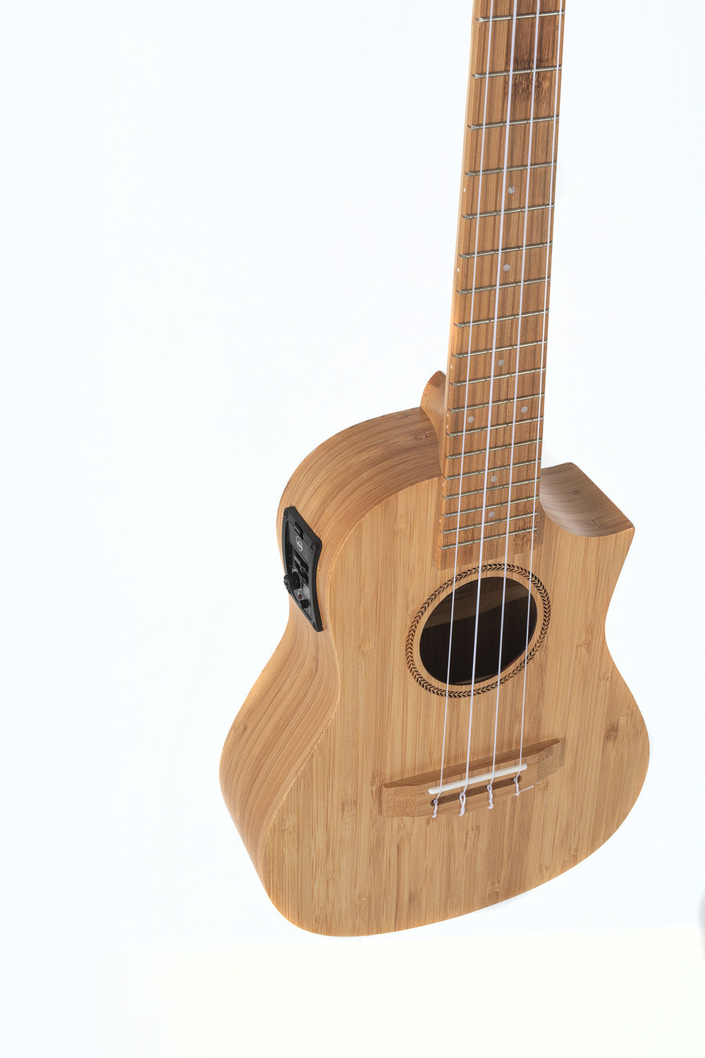 Manoa E-A Concert Konserttiukulele Bambua