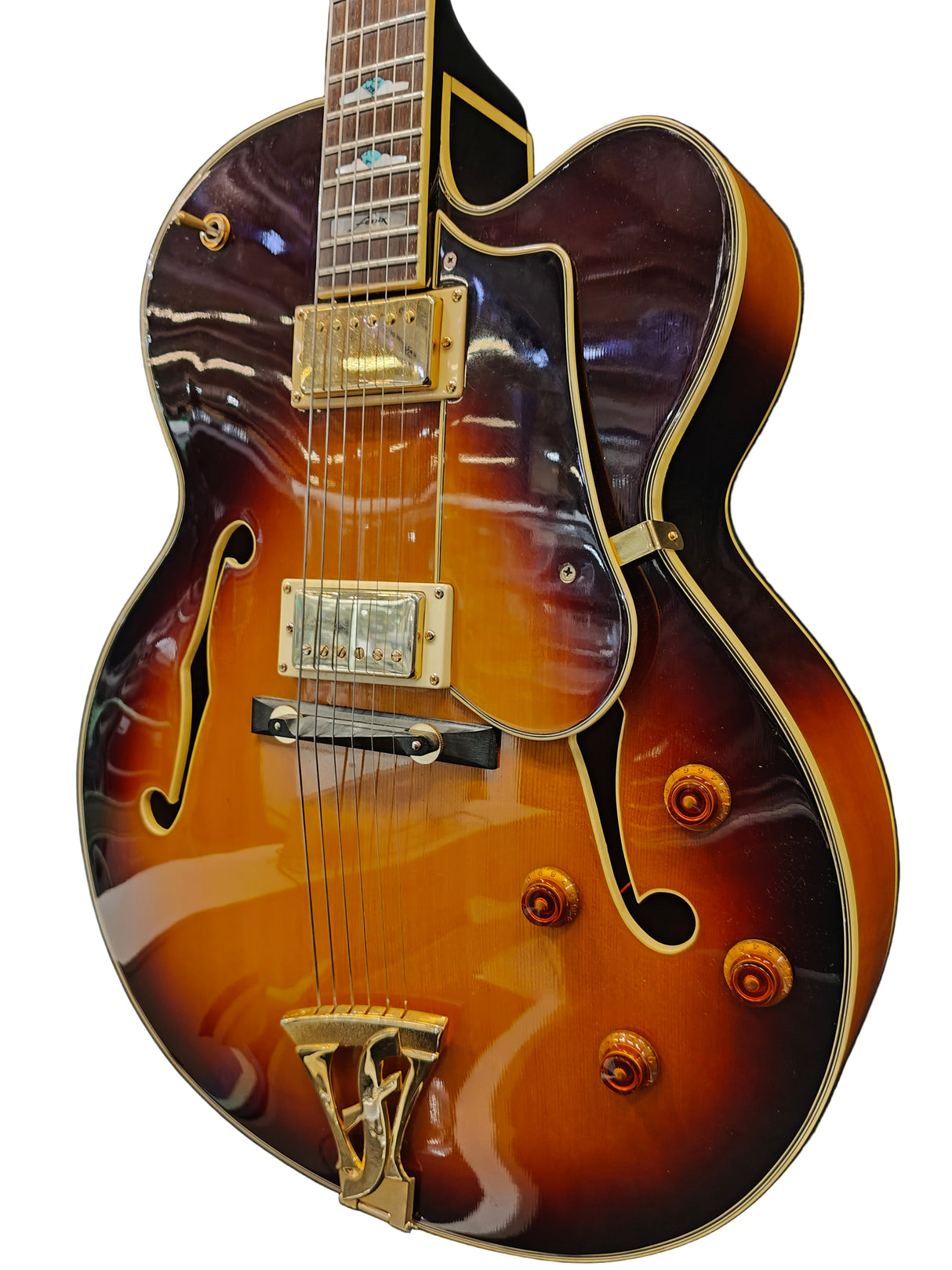 Fenix FAE-2 jazz-kitara