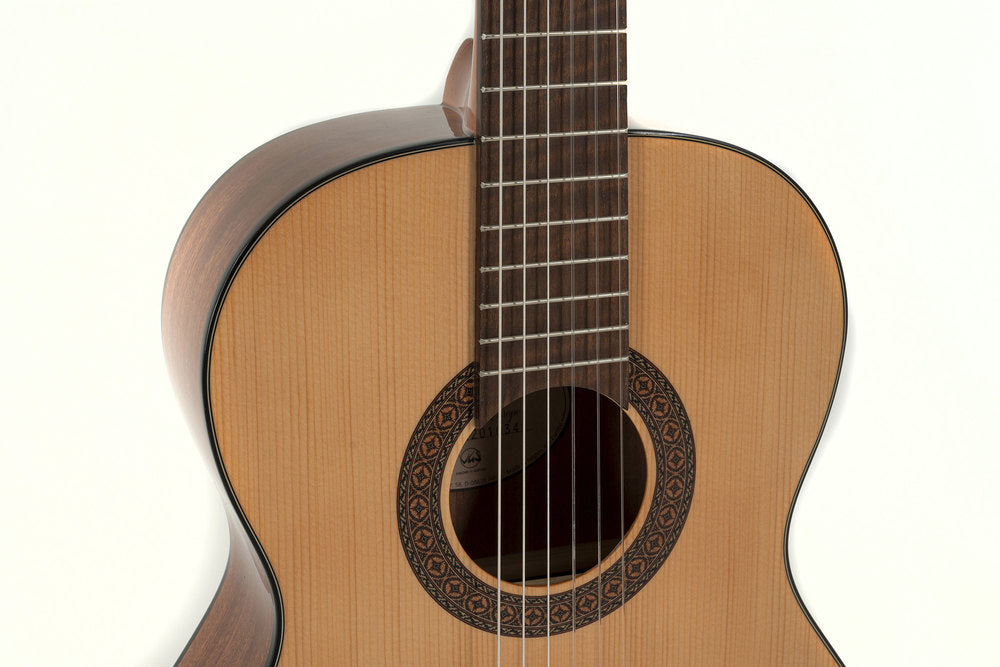 Klassinen kitara Pro Arte GC 100 A 7/8 koko
