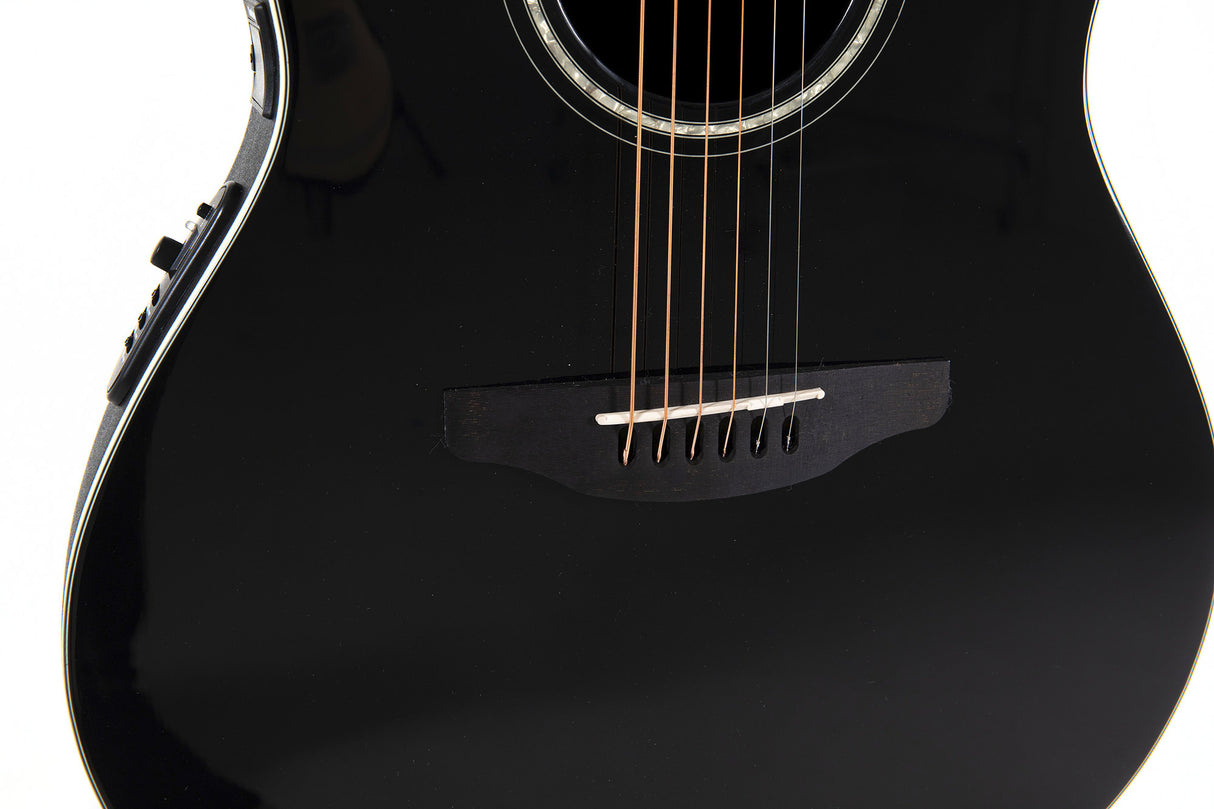 Celebrity Traditional CS24 Mid Cutaway Black