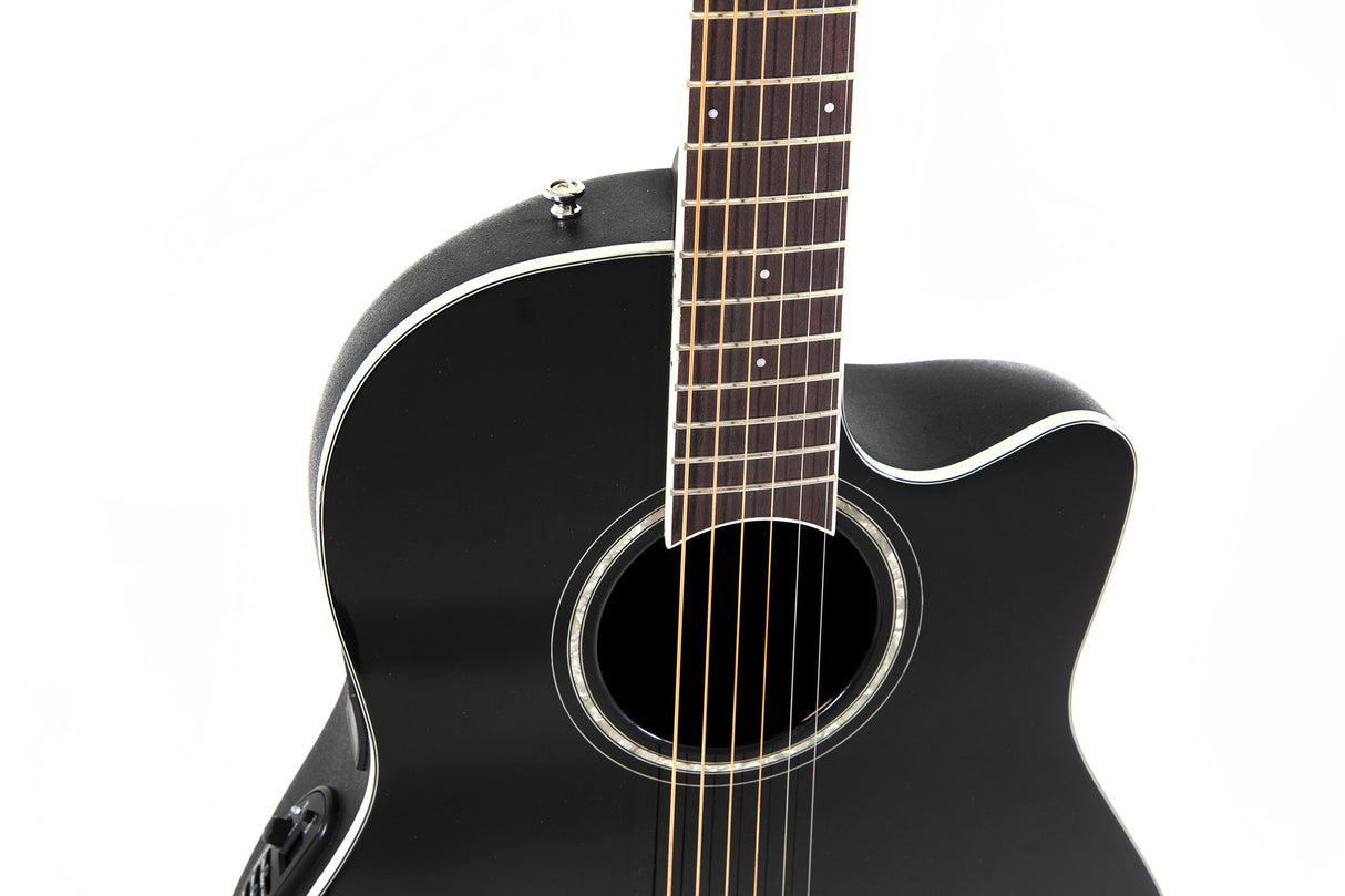 Celebrity Traditional CS24 Mid Cutaway Black