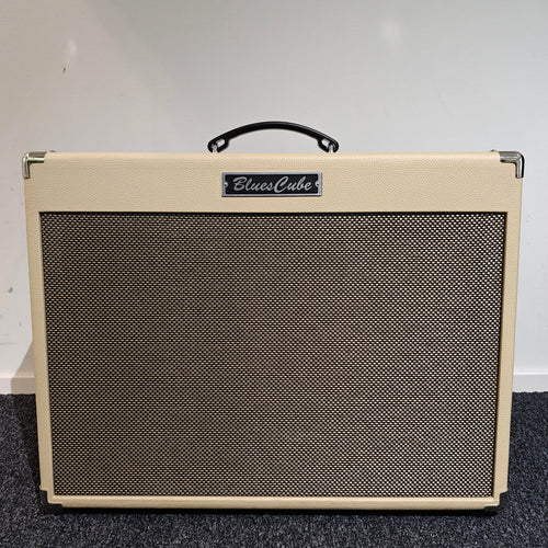 Käytetyt kitarat ja vahvistimet