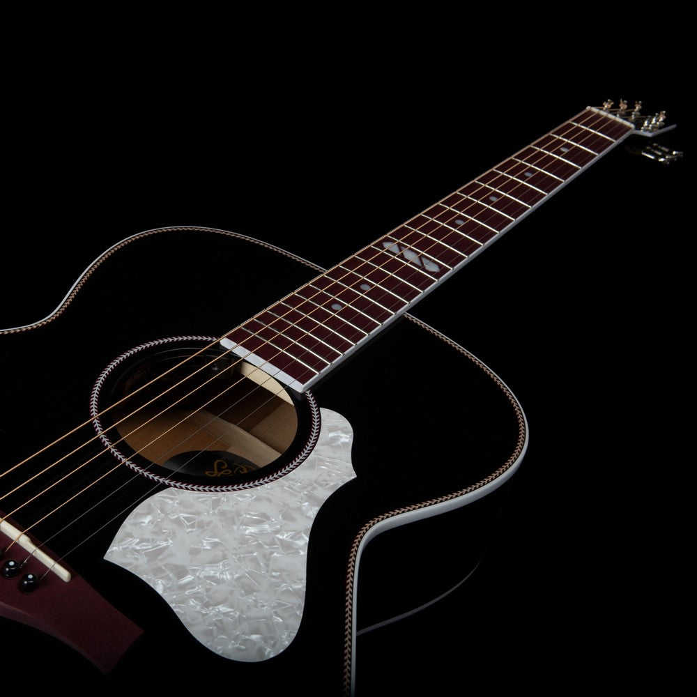 Seagull Artist Deluxe LTD Tuxedo Black Anthem