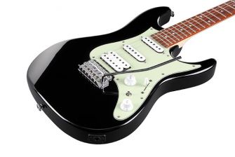 Ibanez AZES40-BK sähkökitara