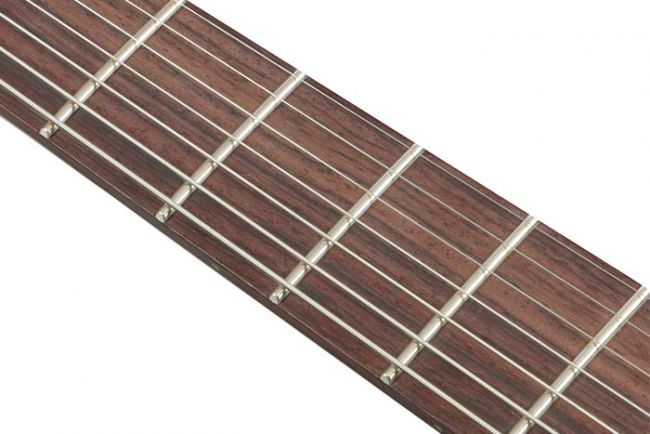 Ibanez K7YANG Korn Head 7-kielinen sähkökit