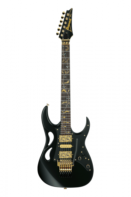 Ibanez PIA3761XB kotelolla