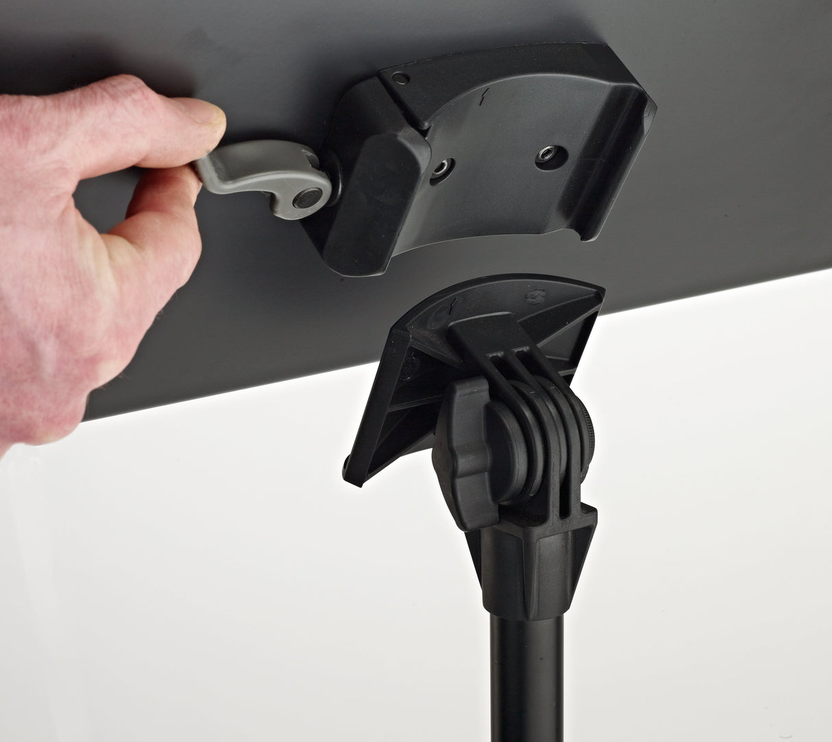 Orkesterinuottiteline, musta 11960