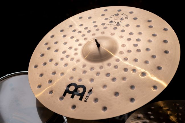 Meinl 22" Pure Alloy Extra Hammered Crash-Ride