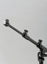 Tama Ironworks MS436BK -mikrofoniteline puomilla